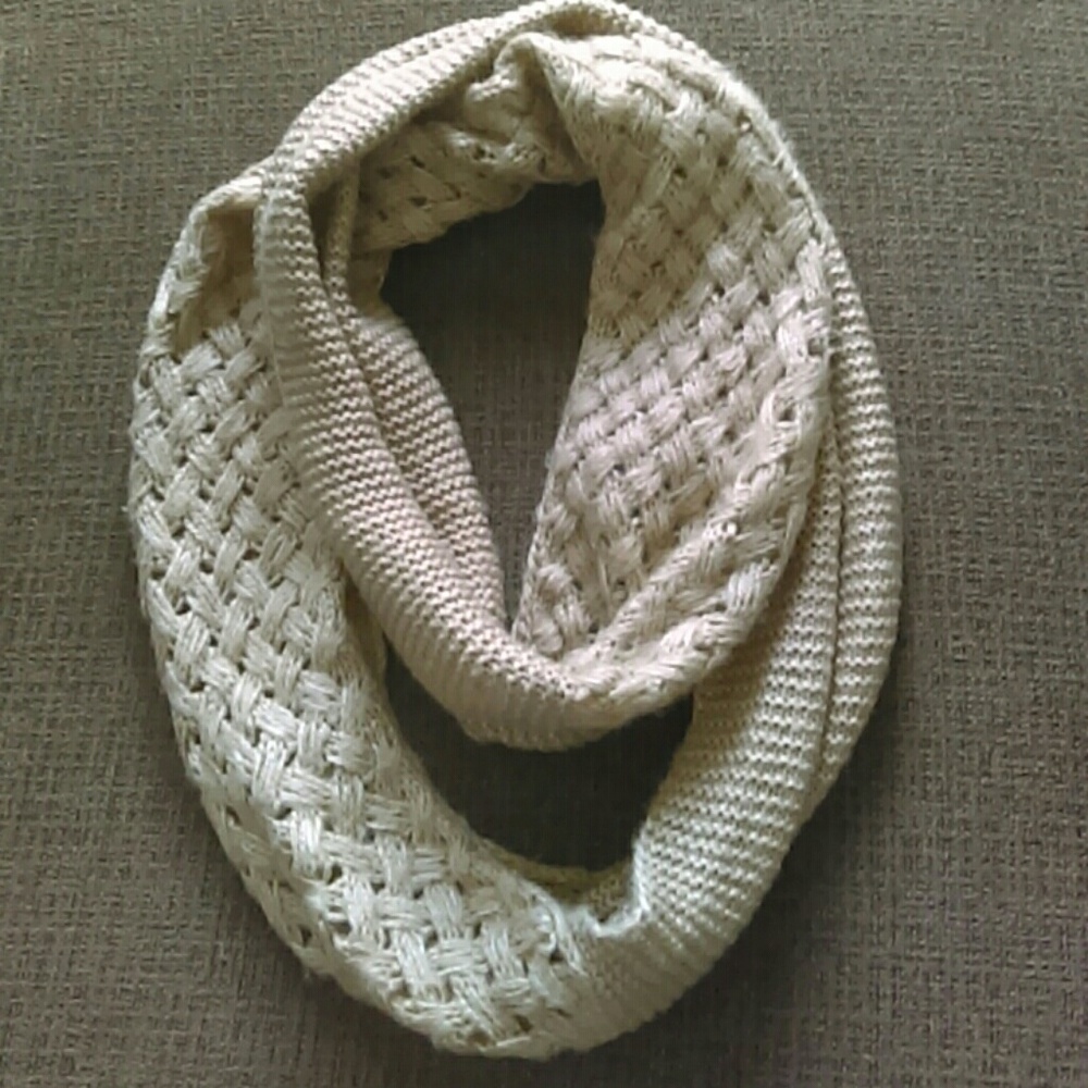 Scarf - Picture 2 of 2